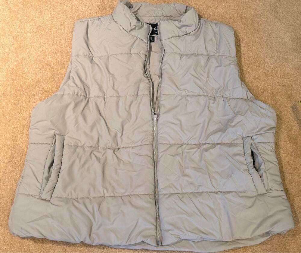 Catherines Women's Plus Size 3X Gray Puffer Vest Quilted Full Zip Outerwear